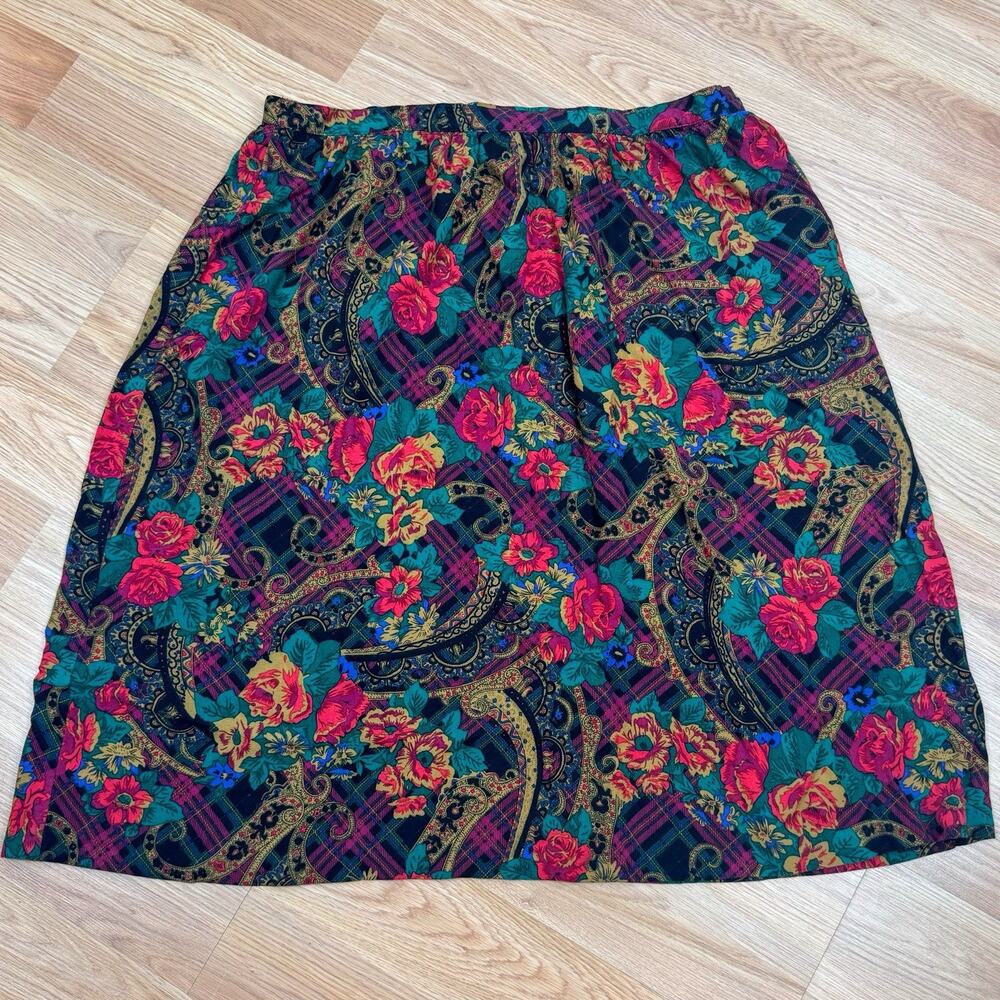 Women's Vintage Skirt Size 20 Christmas Holiday 90s Red Green Gold Plaid Floral